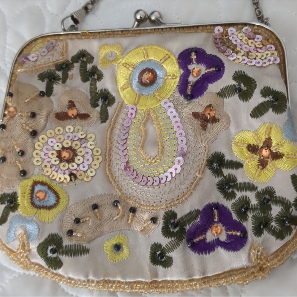 🍦Bijoux Terner~Vintage Beaded Purse - Picture 3 of 16